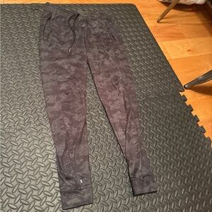 NOBULL Dark Gray Textured Apparel